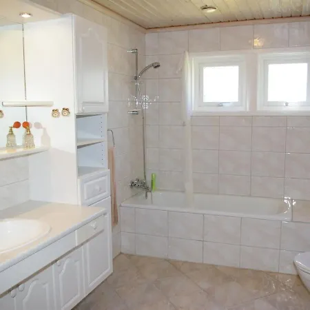 Holiday home Veikko - 150m From The Sea In Lolland- Falster And Mon By Interhome *